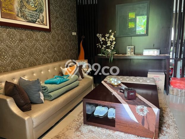 For Sale! Luxury House LT 450m2 Desain Elegan di Graha For Sale! Luxury House LT 450m2 Desain Elegan di Graha