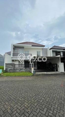 Rumah Elit Modern Siap Huni di Graha Surabaya Rumah Elit Modern Siap Huni di Graha Surabaya