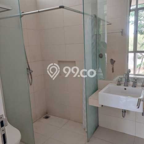 Rumah kawasan Pakuwon Indah, Siap Huni, 3 KT Rumah kawasan Pakuwon Indah, Siap Huni, 3 KT
