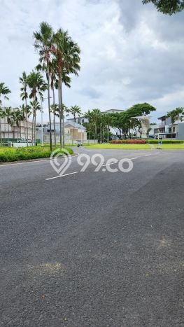 Rumah 4 KT 4 KM Luas Tanah 300m², Luas Bangunan 288m² di Wiyung, Surabaya Rumah 4 KT 4 KM Luas Tanah 300m², Luas Bangunan 288m² di Wiyung, Surabaya