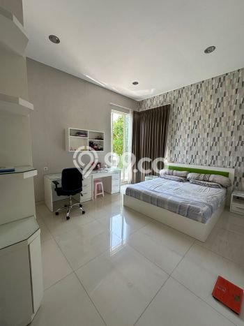 DIJUAL CEPAT! Rumah Ready Stock Lokasi Premium Pakuwon City, LT 333m² LB 350m² DIJUAL CEPAT! Rumah Ready Stock Lokasi Premium Pakuwon City, LT 333m² LB 350m²