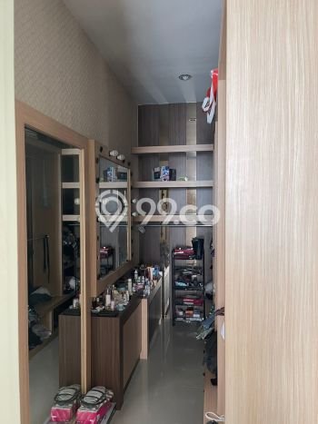 Hunian Elit LB 210m2 Siap Huni Desain Elegan di Wisata Bukit Mas, Surabaya Hunian Elit LB 210m2 Siap Huni Desain Elegan di Wisata Bukit Mas, Surabaya