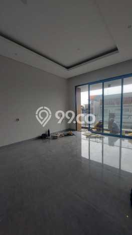 Rumah Elit Modern Siap Huni di Pakuwon Indah Surabaya Rumah Elit Modern Siap Huni di Pakuwon Indah Surabaya