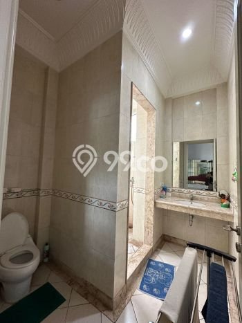 Ready to Use! Premium House LT 500m2 Desain Modern di Pakuwon Indah Ready to Use! Premium House LT 500m2 Desain Modern di Pakuwon Indah