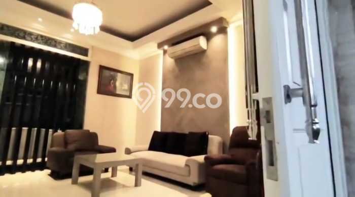 Rumah Elit LB 500m2 Siap Pakai Desain Elegan di Pakuwon Indah, Surabaya Rumah Elit LB 500m2 Siap Pakai Desain Elegan di Pakuwon Indah, Surabaya