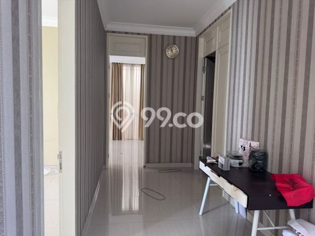 Hunian Mewah LB 300m2 Siap Huni Desain Elegan di Pakuwon Indah, Surabaya Hunian Mewah LB 300m2 Siap Huni Desain Elegan di Pakuwon Indah, Surabaya