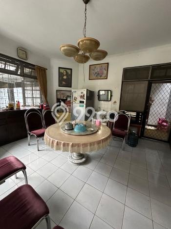 Rumah Elit Modern Siap Huni di Darmo permai Surabaya Rumah Elit Modern Siap Huni di Darmo permai Surabaya