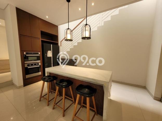 Hunian Mewah Siap Huni LT 391m2 di Wiyung, Surabaya Hunian Mewah Siap Huni LT 391m2 di Wiyung, Surabaya
