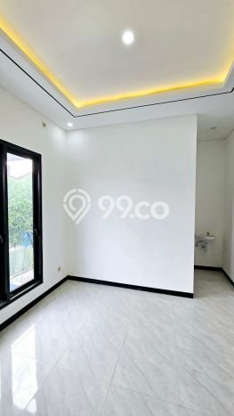 Rumah Luxury Modern Tanpa Renovasi di Citraland Surabaya Rumah Luxury Modern Tanpa Renovasi di Citraland Surabaya