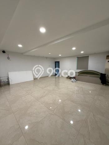 Rumah Luxury Modern Siap Huni di Citraland Surabaya Rumah Luxury Modern Siap Huni di Citraland Surabaya