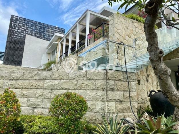 Rumah Elit Modern Siap Huni di Sukomanunggal Surabaya Rumah Elit Modern Siap Huni di Sukomanunggal Surabaya