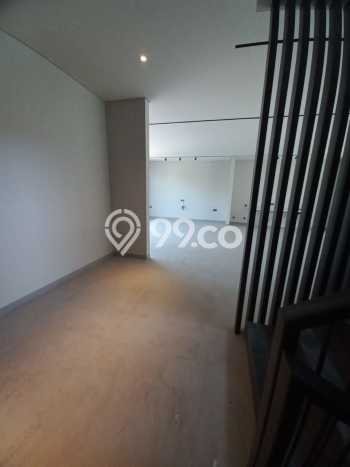 Jual Rumah Luas Megah Dengan View Eksklusif di Citraland, Surabaya Jual Rumah Luas Megah Dengan View Eksklusif di Citraland, Surabaya