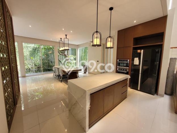 Hunian Mewah Siap Huni LT 391m2 di Wiyung, Surabaya Hunian Mewah Siap Huni LT 391m2 di Wiyung, Surabaya