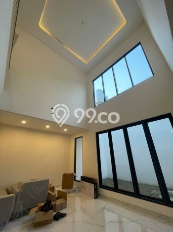 For Sale! Premium House LT 240m2 Desain Elegan di Mayjen Sungkono For Sale! Premium House LT 240m2 Desain Elegan di Mayjen Sungkono