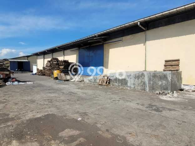 Gudang bagus disewakan di Gresik Gresik dengan LB 2012m2 harga sewa terbaik Gudang bagus disewakan di Gresik Gresik dengan LB 2012m2 harga sewa terbaik
