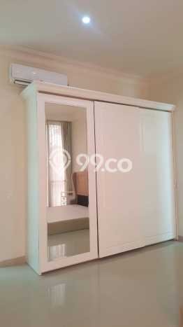 Disewakan! Rumah 3 Kamar Tidur &
4 Kamar Mandi di Pakuwon Indah, Surabaya Disewakan! Rumah 3 Kamar Tidur &
4 Kamar Mandi di Pakuwon Indah, Surabaya