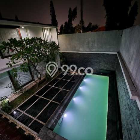 Rumah Sewa Surabaya LT 525m2 LB 343m2 Kawasan Graha Rumah Sewa Surabaya LT 525m2 LB 343m2 Kawasan Graha