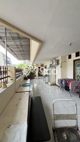 PROMO SPESIAL! Dijual Rumah Berkualitas di Darmo permai, Surabaya, LT 340m2m² Luas Bangunan 247m2m² PROMO SPESIAL! Dijual Rumah Berkualitas di Darmo permai, Surabaya, LT 340m2m² Luas Bangunan 247m2m²
