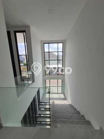 Jual Rumah Luas Megah Dengan View Cantik di Citraland, Surabaya Jual Rumah Luas Megah Dengan View Cantik di Citraland, Surabaya