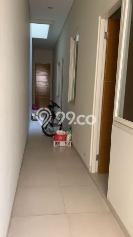 Disewakan! Rumah 4 Kamar Tidur &
3 Kamar Mandi di Pakuwon Indah, Surabaya Disewakan! Rumah 4 Kamar Tidur &
3 Kamar Mandi di Pakuwon Indah, Surabaya