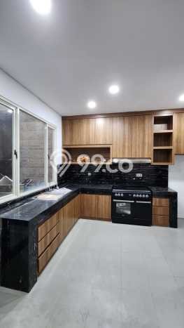Dijual Rumah Mewah Elegan Dengan View Eksklusif di Graha, Surabaya Dijual Rumah Mewah Elegan Dengan View Eksklusif di Graha, Surabaya