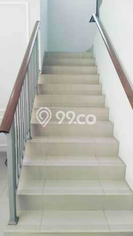 Jual Rumah Mewah Elegan Dengan View Eksklusif di Pakuwon Indah, Surabaya Jual Rumah Mewah Elegan Dengan View Eksklusif di Pakuwon Indah, Surabaya