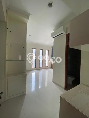 Jual Rumah Mewah Megah Dengan View Cantik di Pakuwon Indah, Surabaya Jual Rumah Mewah Megah Dengan View Cantik di Pakuwon Indah, Surabaya