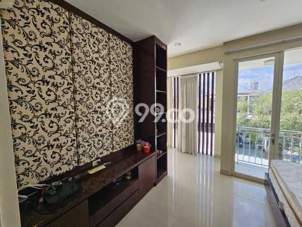 Hunian Elit LB 220m2 Siap Huni Desain Elegan di Pakuwon Indah, Surabaya Hunian Elit LB 220m2 Siap Huni Desain Elegan di Pakuwon Indah, Surabaya