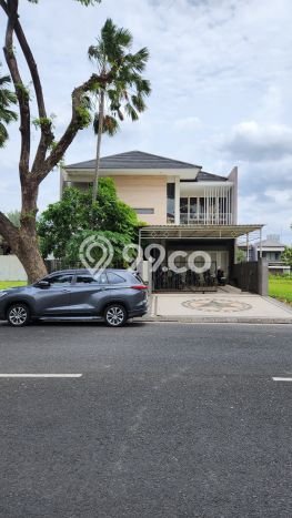 Rumah 4 KT 4 KM Luas Tanah 300m², Luas Bangunan 288m² di Wiyung, Surabaya Rumah 4 KT 4 KM Luas Tanah 300m², Luas Bangunan 288m² di Wiyung, Surabaya