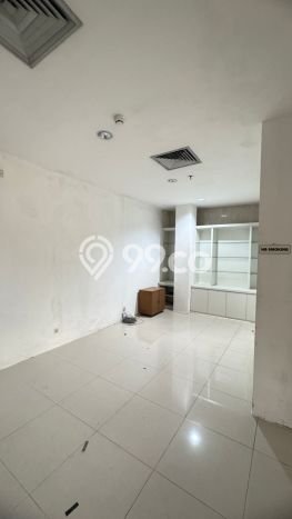Unit Kantor disewakan di Gubeng Surabaya dengan LT 1334m2 / LB 2098m2 Unit Kantor disewakan di Gubeng Surabaya dengan LT 1334m2 / LB 2098m2