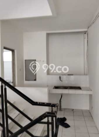 Area Ramai! Ruko Dijual di Jembatan Besi untuk Bisnis Luas Bangunan 270m2 Area Ramai! Ruko Dijual di Jembatan Besi untuk Bisnis Luas Bangunan 270m2
