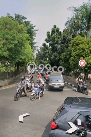 Dijual Tanah 16000m2 di Bintaro, Jakarta Selatan Dijual Tanah 16000m2 di Bintaro, Jakarta Selatan