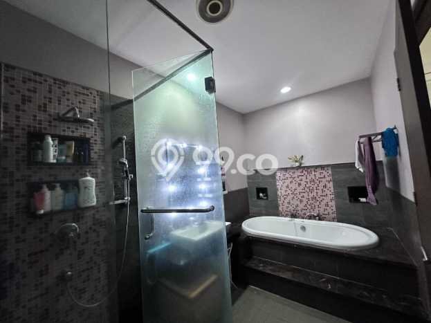 Rumah Eksklusif Dijual LT 200m2 di Kebayoran Baru, Jakarta Selatan Rumah Eksklusif Dijual LT 200m2 di Kebayoran Baru, Jakarta Selatan