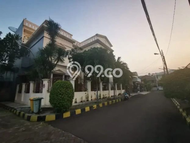 Rumah Elit Modern Tanpa Renovasi di Sunter Jakarta Utara Rumah Elit Modern Tanpa Renovasi di Sunter Jakarta Utara