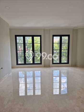 For Sale! Luxury House LT 202m2 Desain Modern di Pakubuwono For Sale! Luxury House LT 202m2 Desain Modern di Pakubuwono