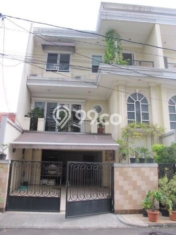 Rumah Luxury Modern Tanpa Renovasi di Setiabudi Jakarta Selatan Rumah Luxury Modern Tanpa Renovasi di Setiabudi Jakarta Selatan