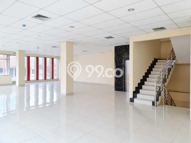 Kantor Kawasan Cikini, Luas 1850m2m², Lokasi Bisnis, For Rent Kantor Kawasan Cikini, Luas 1850m2m², Lokasi Bisnis, For Rent