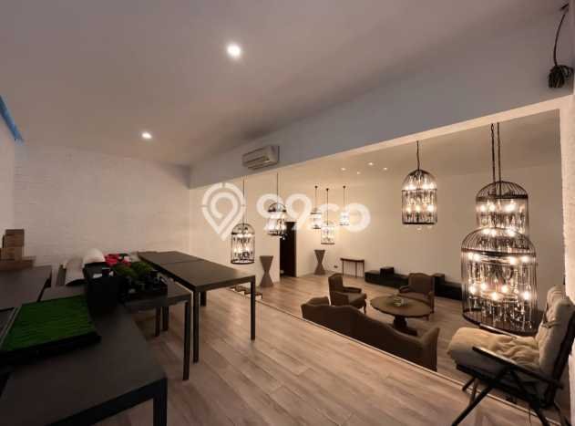 Ready to Use! Luxury House LT 863m2 Desain Modern di Gandaria Ready to Use! Luxury House LT 863m2 Desain Modern di Gandaria