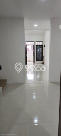 Dijual Hunian Rumah Terawat 3 Kamar di Jelambar, Jakarta Barat Dijual Hunian Rumah Terawat 3 Kamar di Jelambar, Jakarta Barat