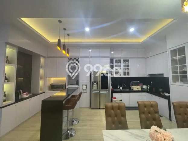 Dijual Rumah Mewah Elegan Dengan View Cantik di Pondok Indah, Jakarta Selatan Dijual Rumah Mewah Elegan Dengan View Cantik di Pondok Indah, Jakarta Selatan