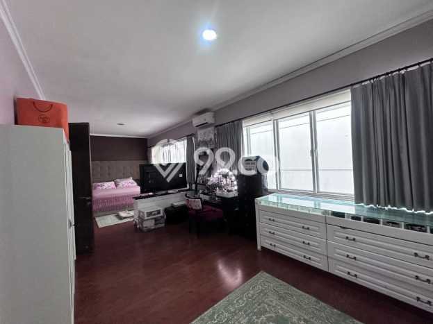 Rumah Eksklusif Dijual LT 200m2 di Kebayoran Baru, Jakarta Selatan Rumah Eksklusif Dijual LT 200m2 di Kebayoran Baru, Jakarta Selatan