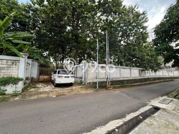 Hunian Mewah LB 200m2 Siap Pakai Desain Elegan di Ciganjur, Jakarta Selatan Hunian Mewah LB 200m2 Siap Pakai Desain Elegan di Ciganjur, Jakarta Selatan