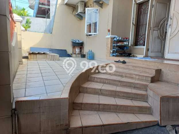 Rumah Elit Modern Tanpa Renovasi di Green Ville Jakarta Barat Rumah Elit Modern Tanpa Renovasi di Green Ville Jakarta Barat