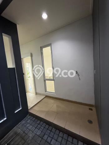 Rumah Eksklusif Dijual LT 100m2 di Kelapa Gading, Jakarta Utara Rumah Eksklusif Dijual LT 100m2 di Kelapa Gading, Jakarta Utara