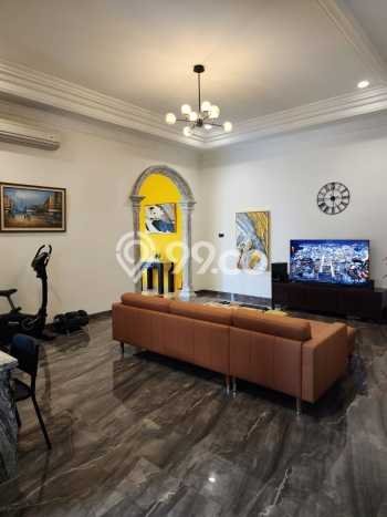 LIMITED OFFER! Rumah Berkualitas di Kelapa Gading, Luas 144m² LB 216m² LIMITED OFFER! Rumah Berkualitas di Kelapa Gading, Luas 144m² LB 216m²