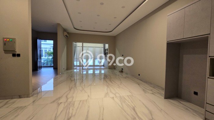 Rumah Eksklusif Dijual LT 187m2 di Kelapa Gading, Jakarta Utara Rumah Eksklusif Dijual LT 187m2 di Kelapa Gading, Jakarta Utara