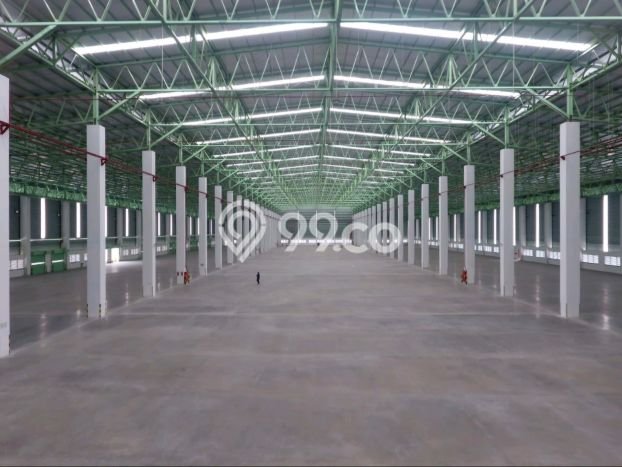 Unit Gudang Disewa Lokasi Cakung, Jakarta Timur Spesifikasi Luas Bangunan 17748m2 Unit Gudang Disewa Lokasi Cakung, Jakarta Timur Spesifikasi Luas Bangunan 17748m2