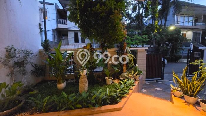 Rumah Asri di Pondok Indah, 3 KM, Free Banjir Rumah Asri di Pondok Indah, 3 KM, Free Banjir
