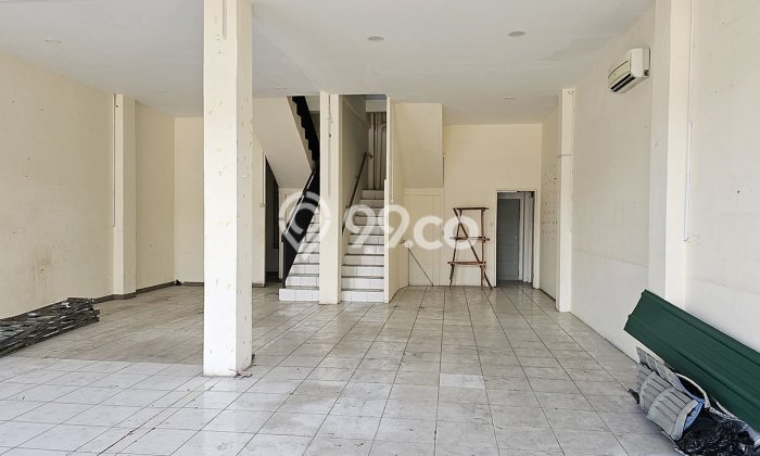 Ruko Dijual di Pontianak Kota LT 252m2, LB 392m2 Solusi Investasi Cerdas Ruko Dijual di Pontianak Kota LT 252m2, LB 392m2 Solusi Investasi Cerdas