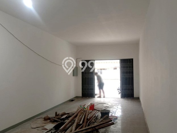 FOR SALE! Kantor di Pontianak Selatan Pontianak, LT 80m2, LB 204m2 FOR SALE! Kantor di Pontianak Selatan Pontianak, LT 80m2, LB 204m2
